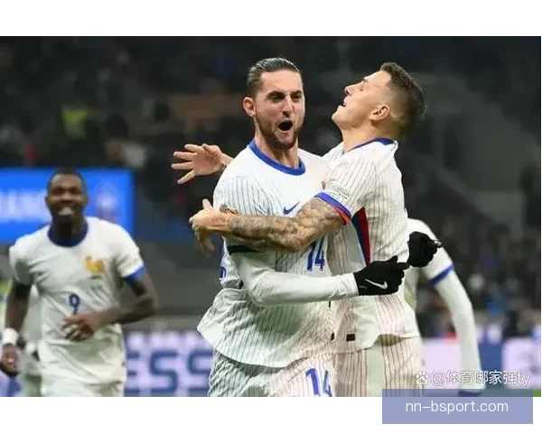 法国客场三球大胜意大利锁定欧国联小组头名